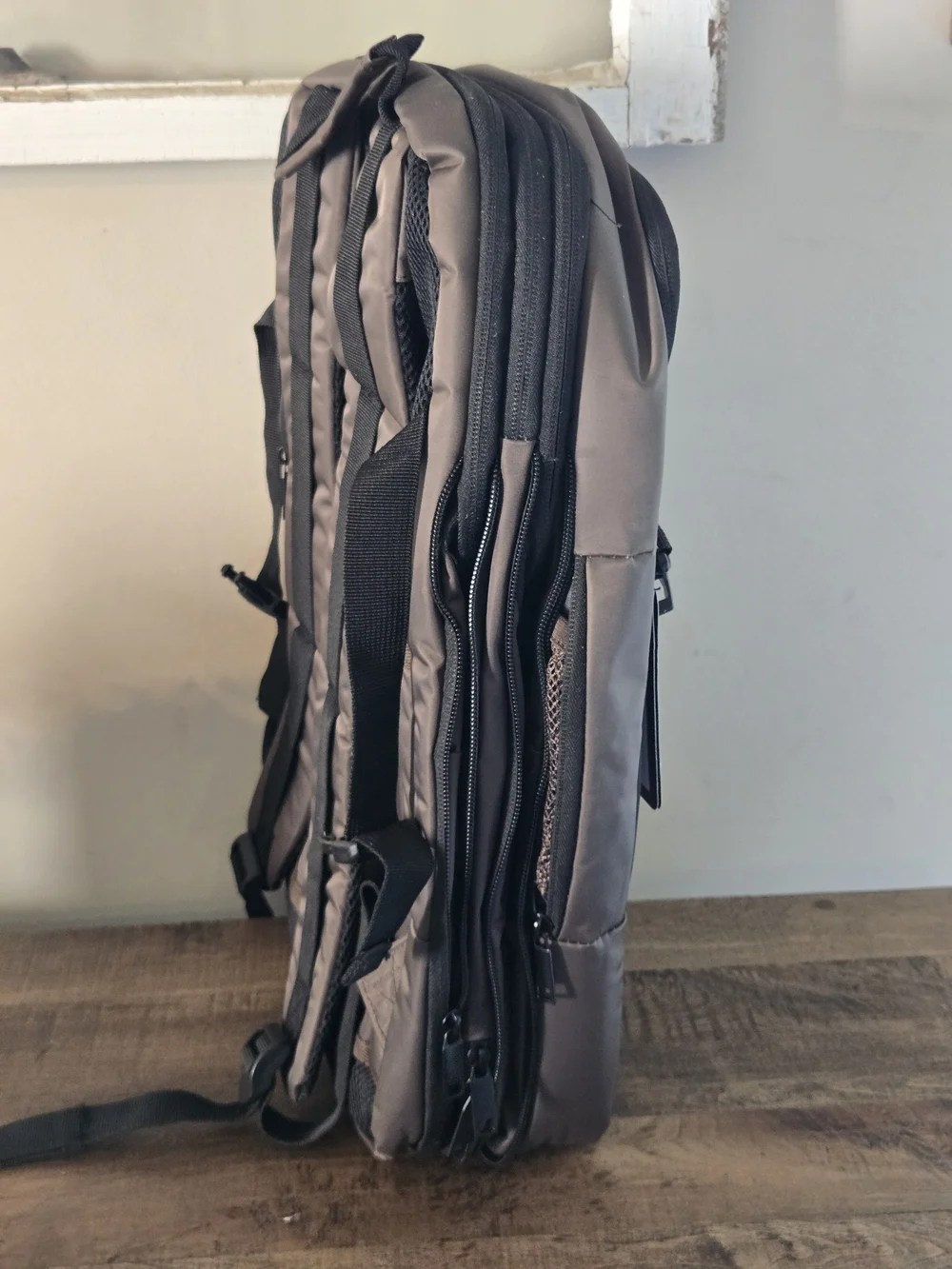 Duchamp Expandable Travel Backpack/ Suitcase with laptop pocket and USB.